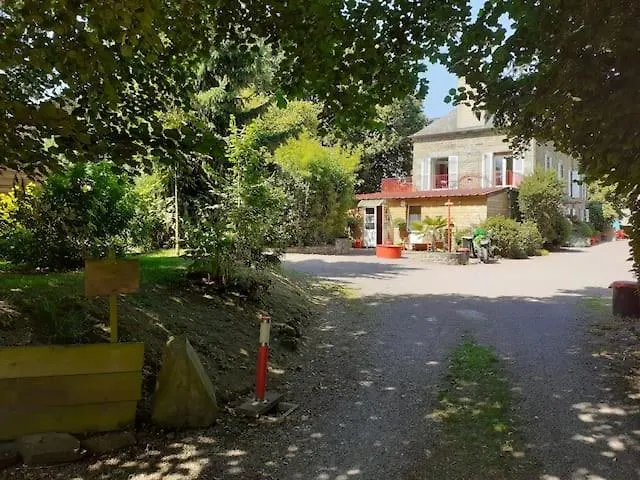 Privatunterkunft Liberte Condé-sur-Noireau